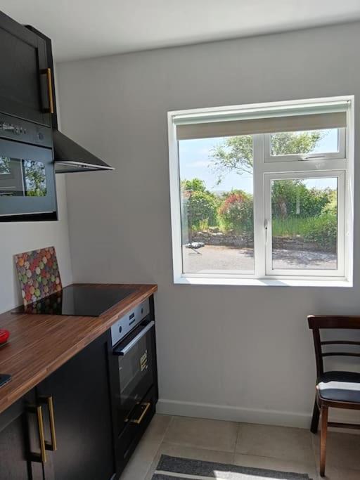 Dingle Escape -2 Bed -Sleeps 4 Apartman Kültér fotó
